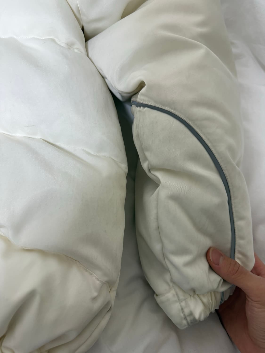 슈프림 조던 푸퍼 패딩 화이트 정품 (가격제안 가능) 상품이미지6