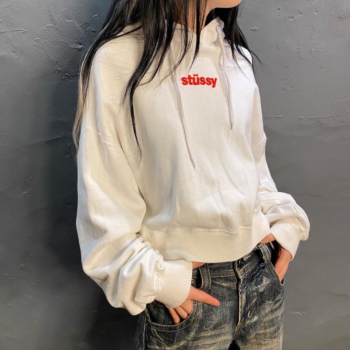 스투시 크롭 후드티 상품이미지3