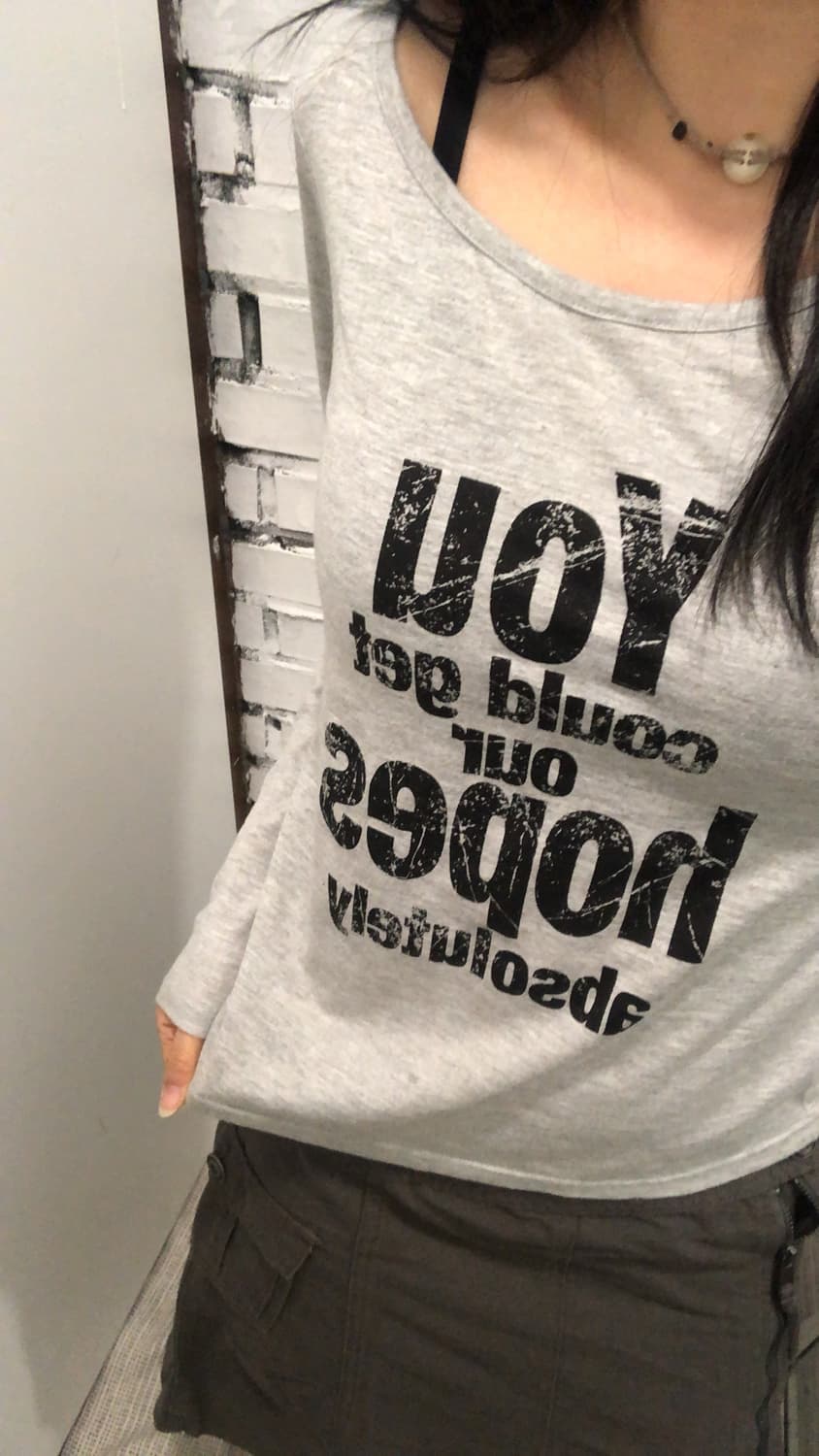 크랙 레터링 롱슬리브 상품이미지1