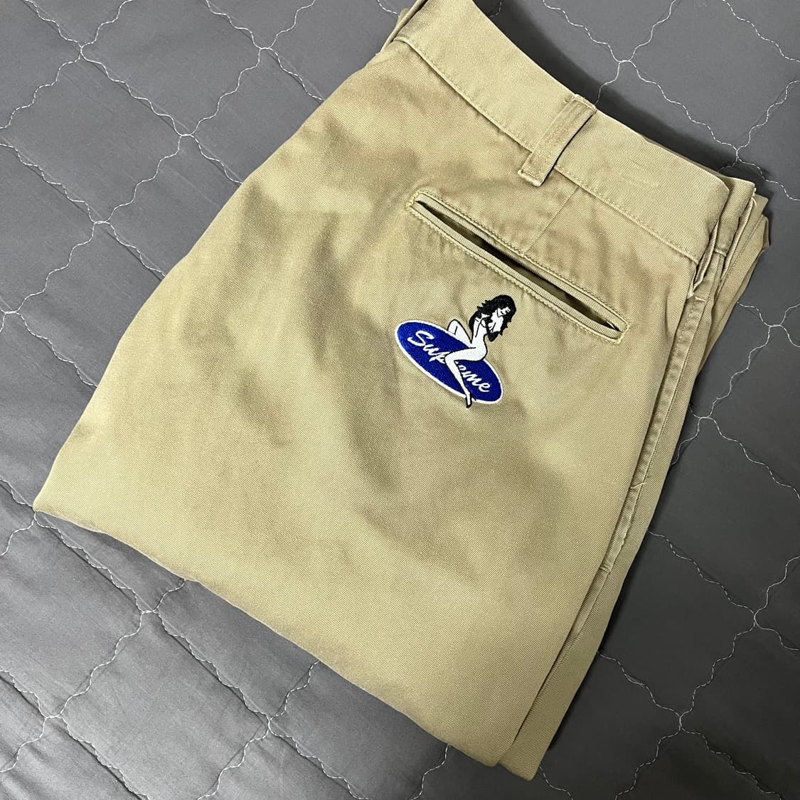 슈프림 핀업 걸 치노 팬츠 탄 카키 34 상품이미지1