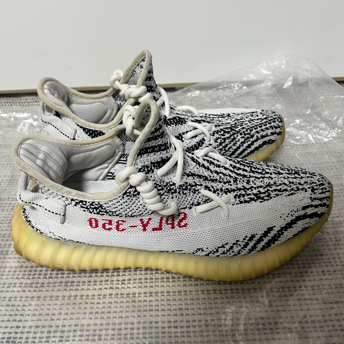 아디다스 이지부스트 v2 350 지브라 270 상품이미지3