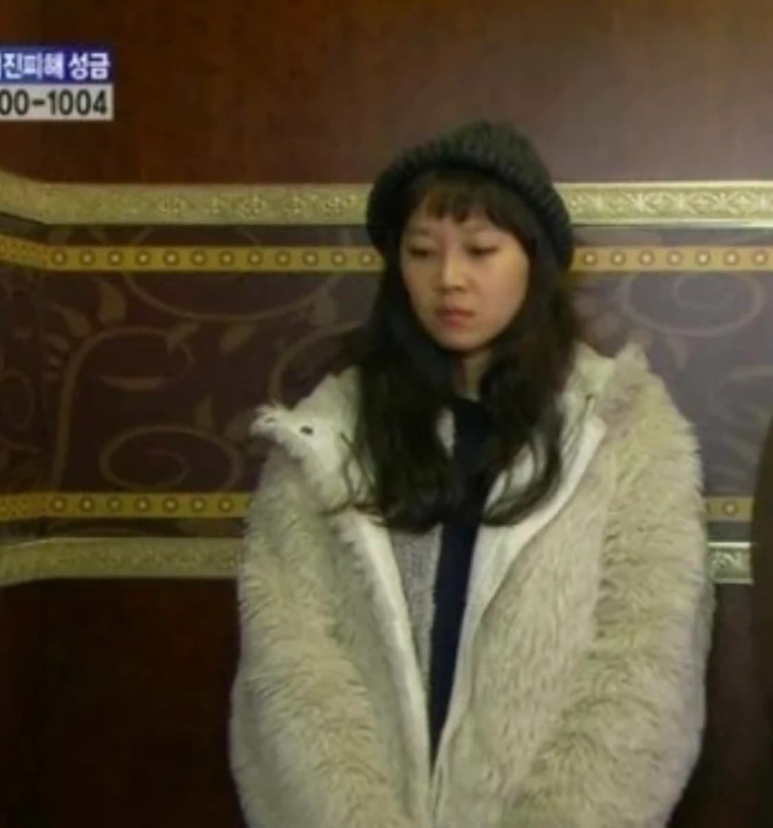 See By Chloé 아이보리 후드 퍼 자켓 상품이미지1