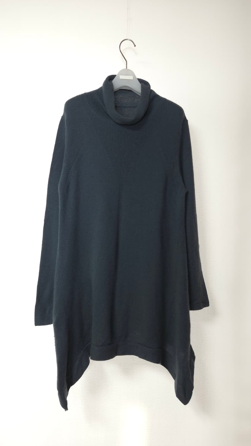 캐시미어100 터틀넥 언밸런스 니트 원피스 55~66 상품이미지1