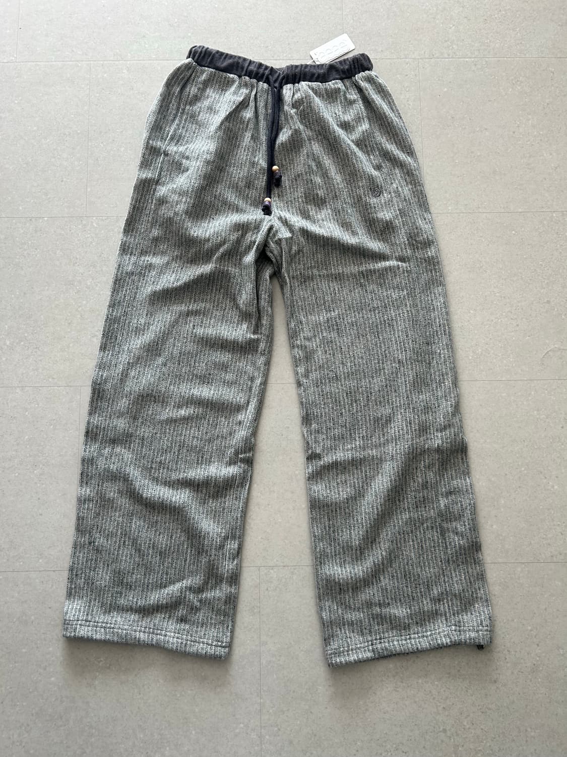 aeae ANGEL STRIPE PANTS [GREY] 상품이미지1