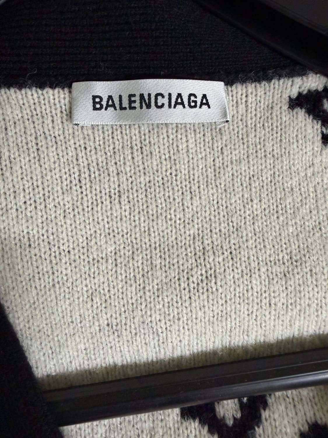 발렌시아가 멀티로고 니트 가디건 m 상품이미지4