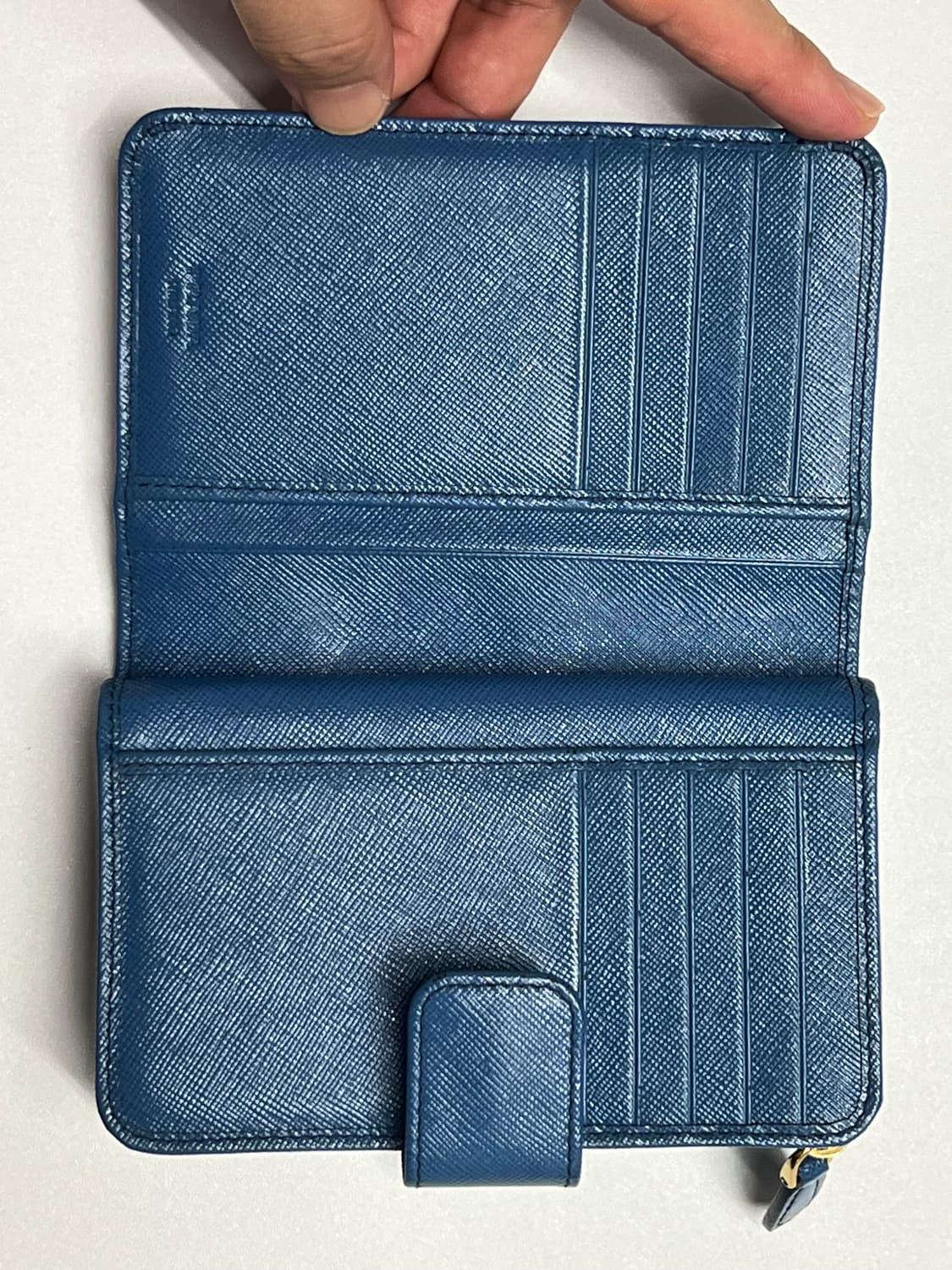 프라다 반지갑 블루 정품 상품이미지3