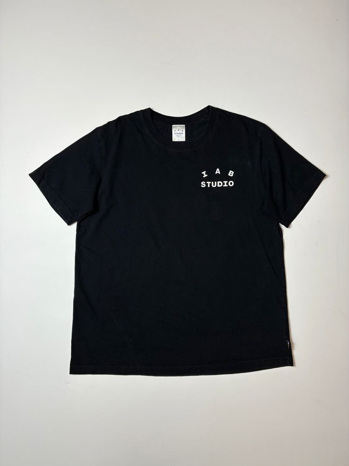 아이앱스튜디오 빅로고 오버핏 반팔 티셔츠 PN8587 상품이미지1