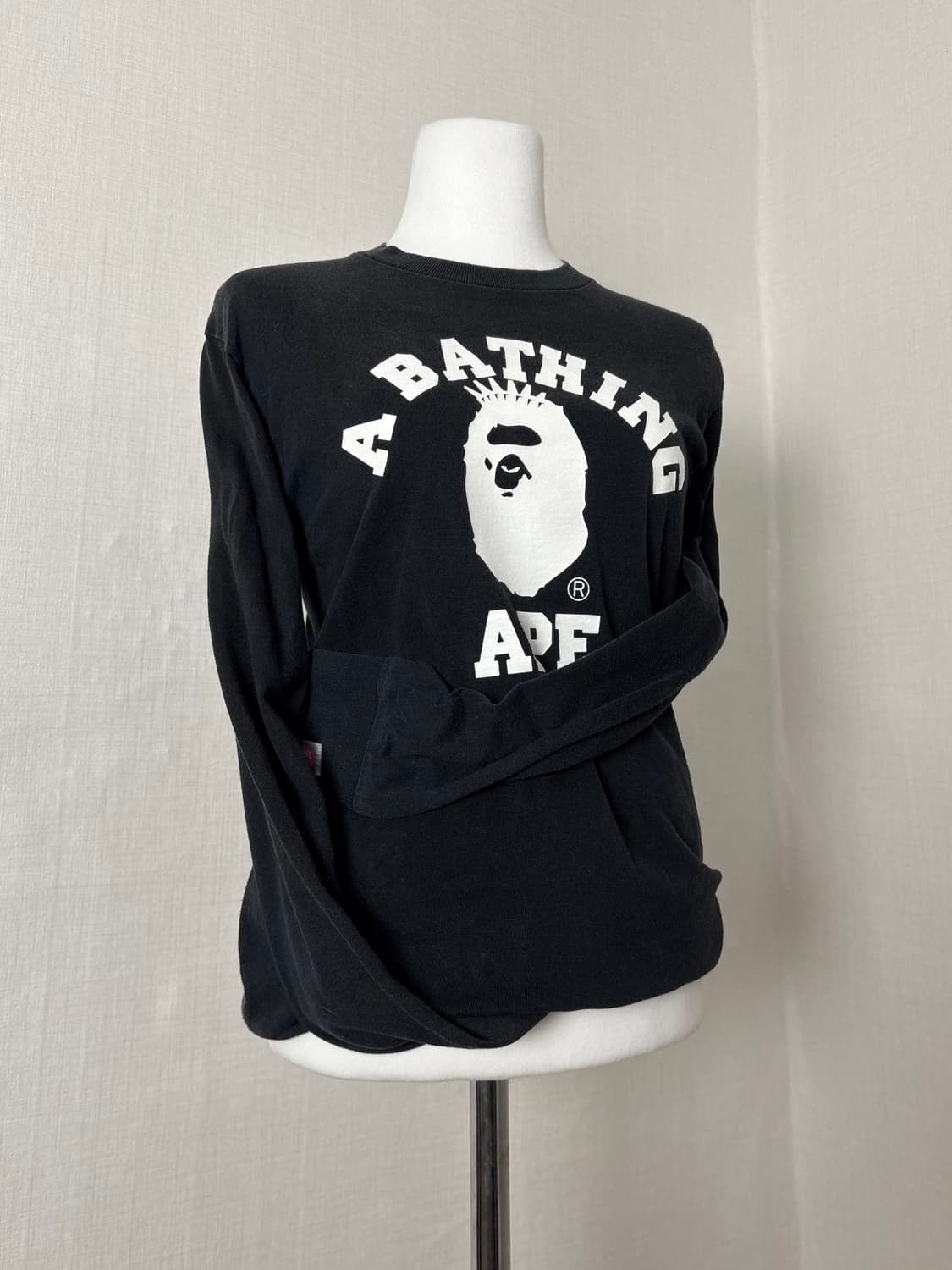 베이프 블랙 롱슬리브 상품이미지2