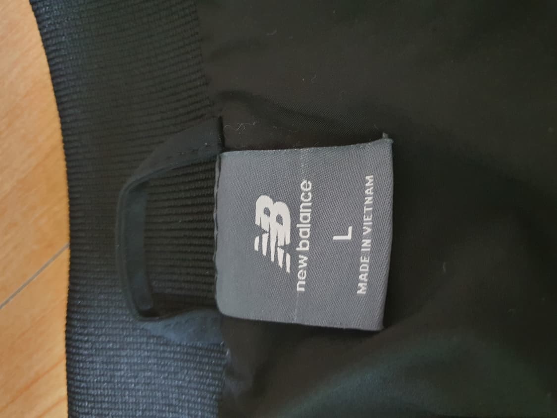 뉴발란스 패딩 조끼 L사이즈(KR 105) 상품이미지3