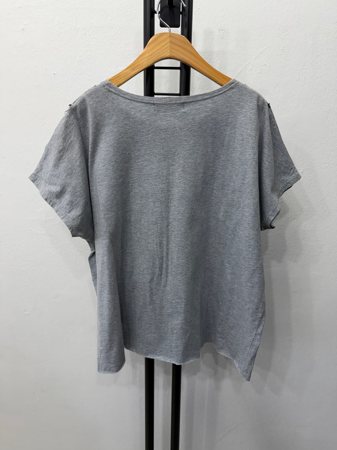 매장판정품) ZUCCA 주카 여성 오버핏 데님 패치 반팔티 4 상품이미지4