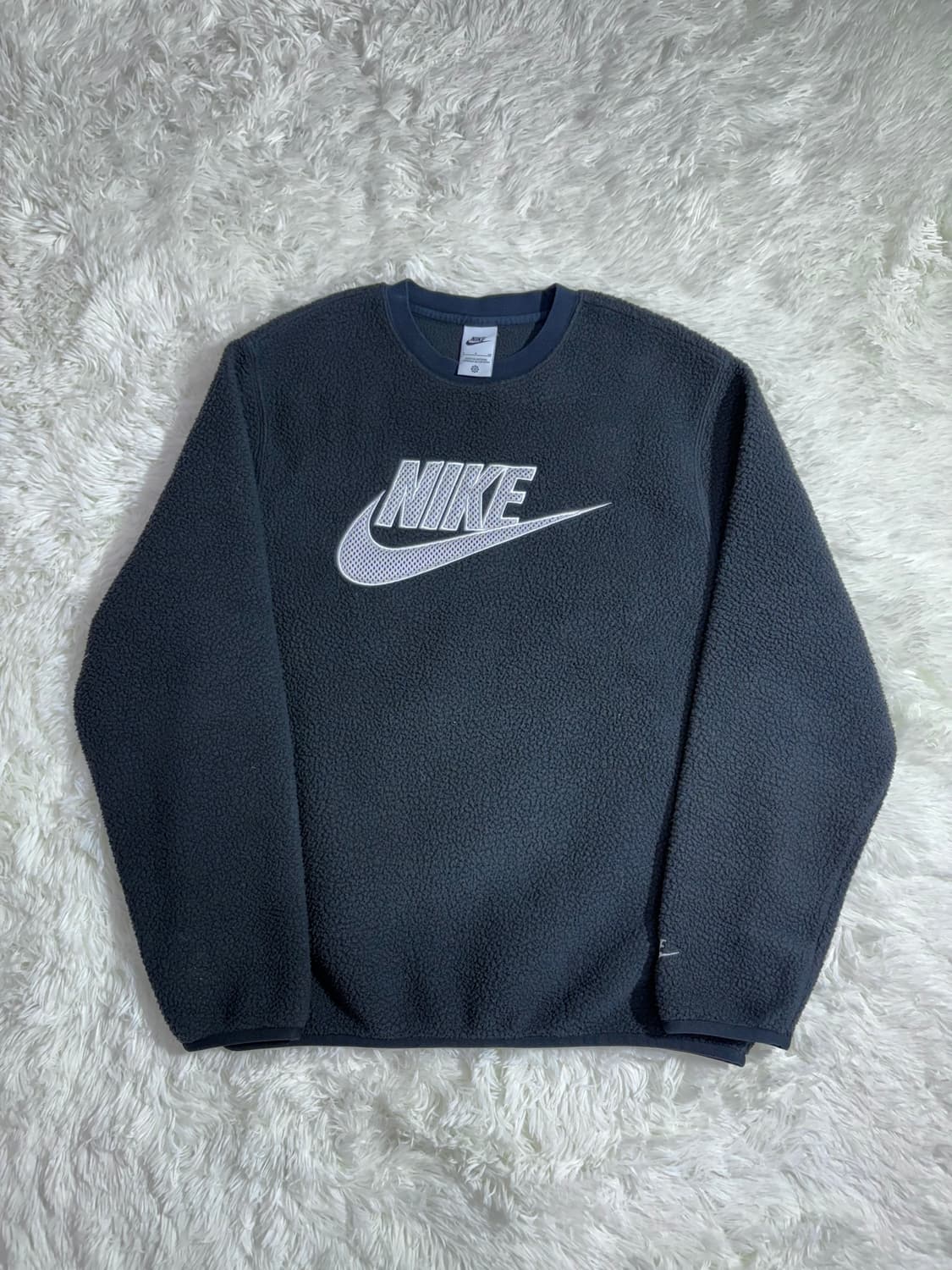 나이키 빅로고 블랙 오버핏 플리스 맨투맨  상품이미지3