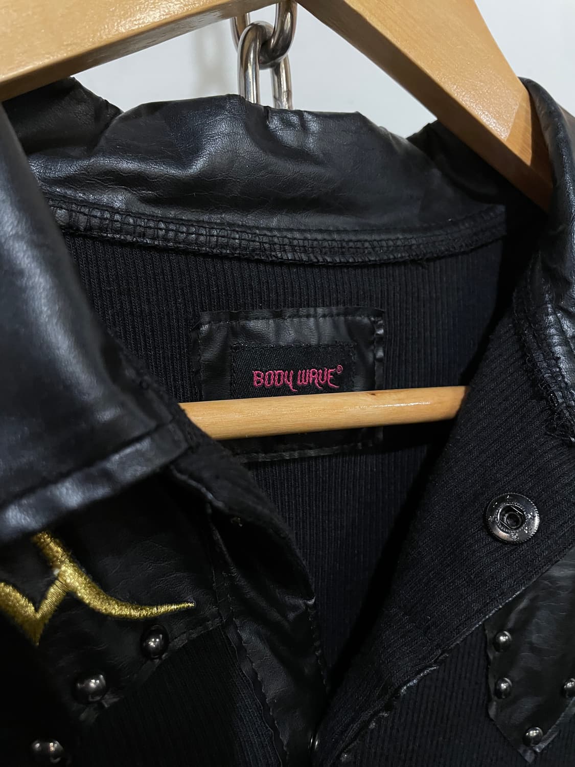 웨스턴 금장 자수 골지 블랙 롱슬리브 상품이미지8