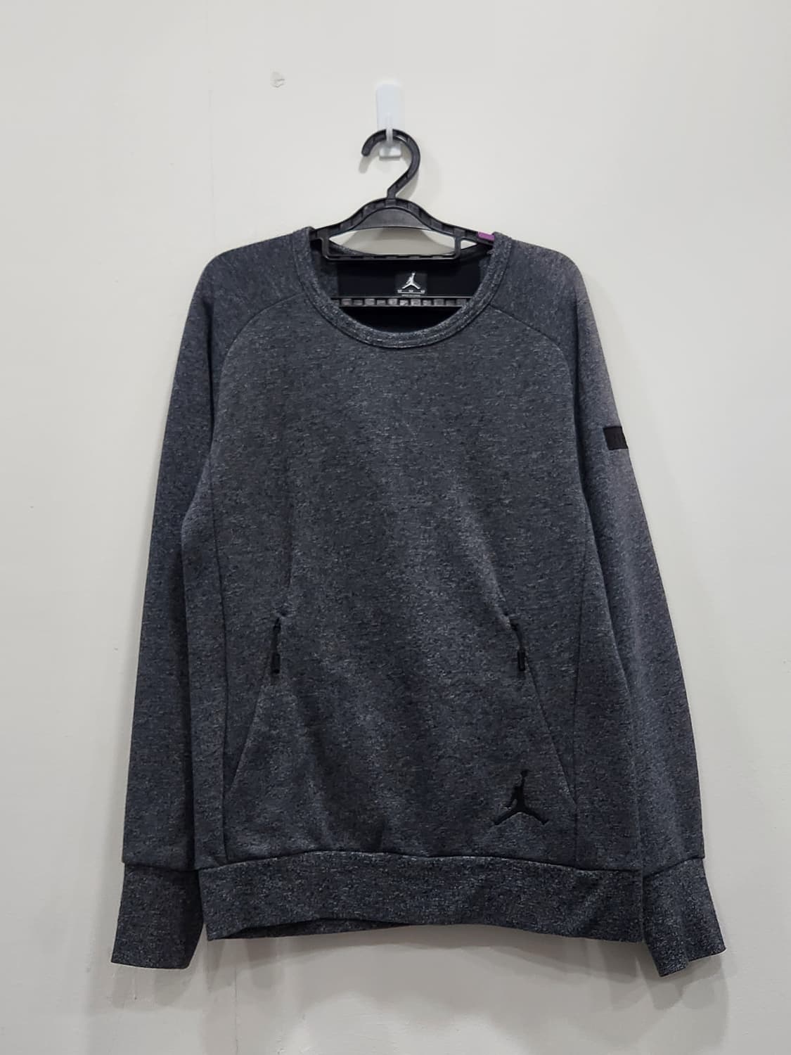 [M] 조던 맨투맨 남성 M 약기모 다크그레이 상품이미지1