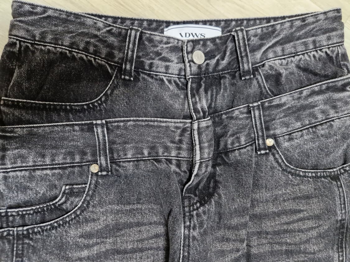IDWS 아이돈워너셀 레이어 커브 데님 블랙 0사이즈 판매합니다 상품이미지3
