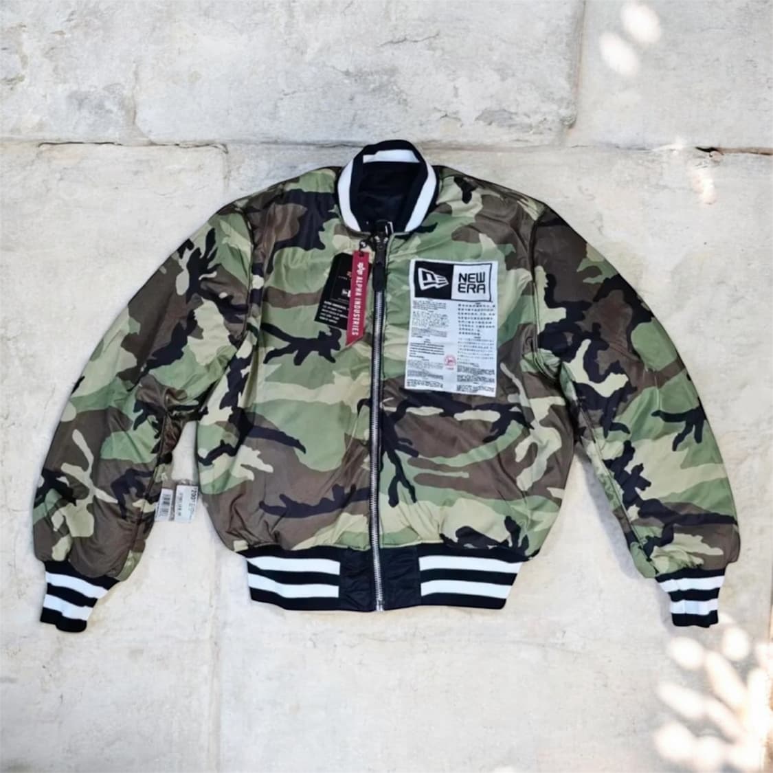 알파인더스트리 X 뉴에라 MA-1 봄버 자켓 상품이미지4