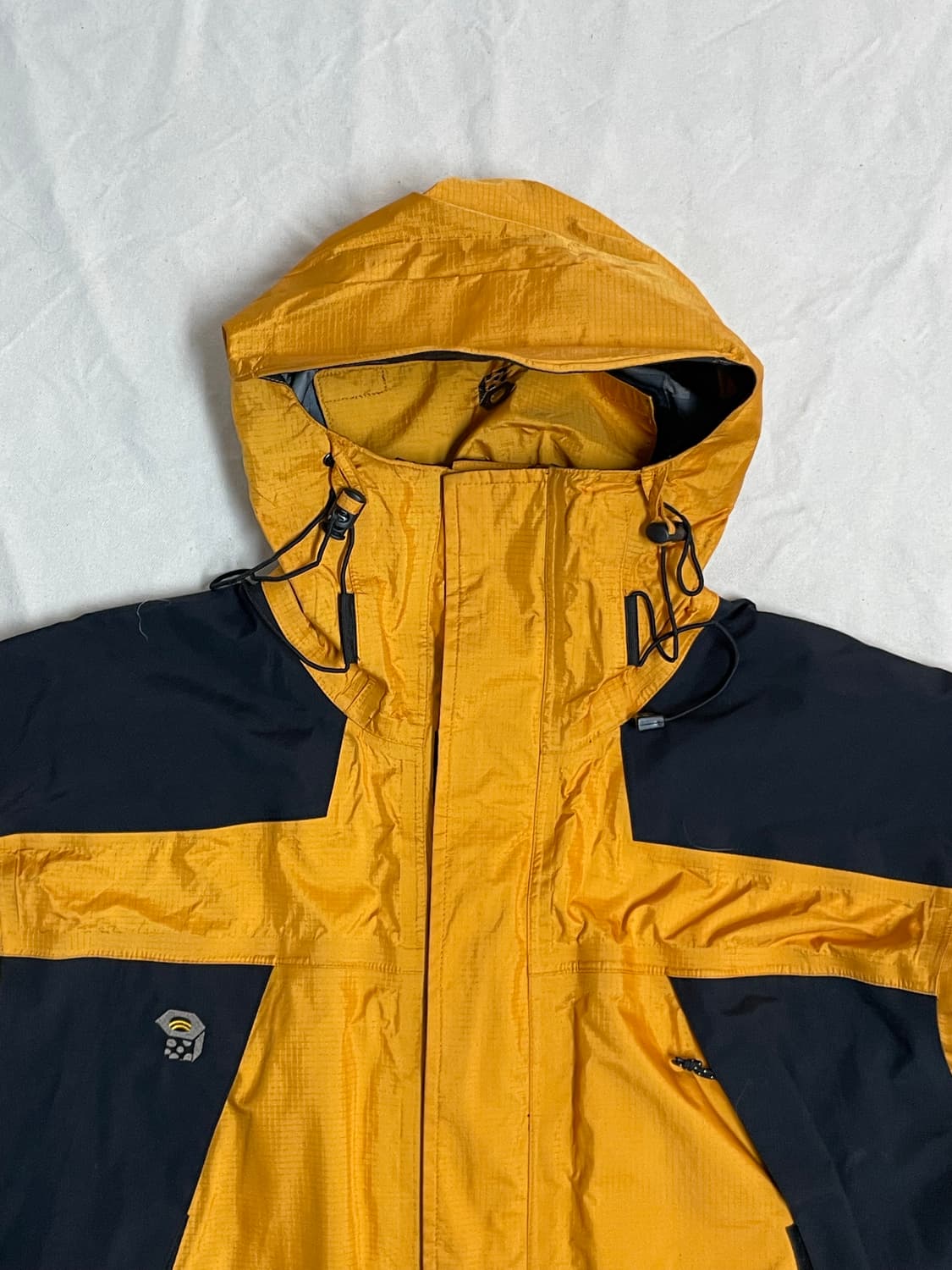 마운틴하드웨어 자켓 상품이미지4