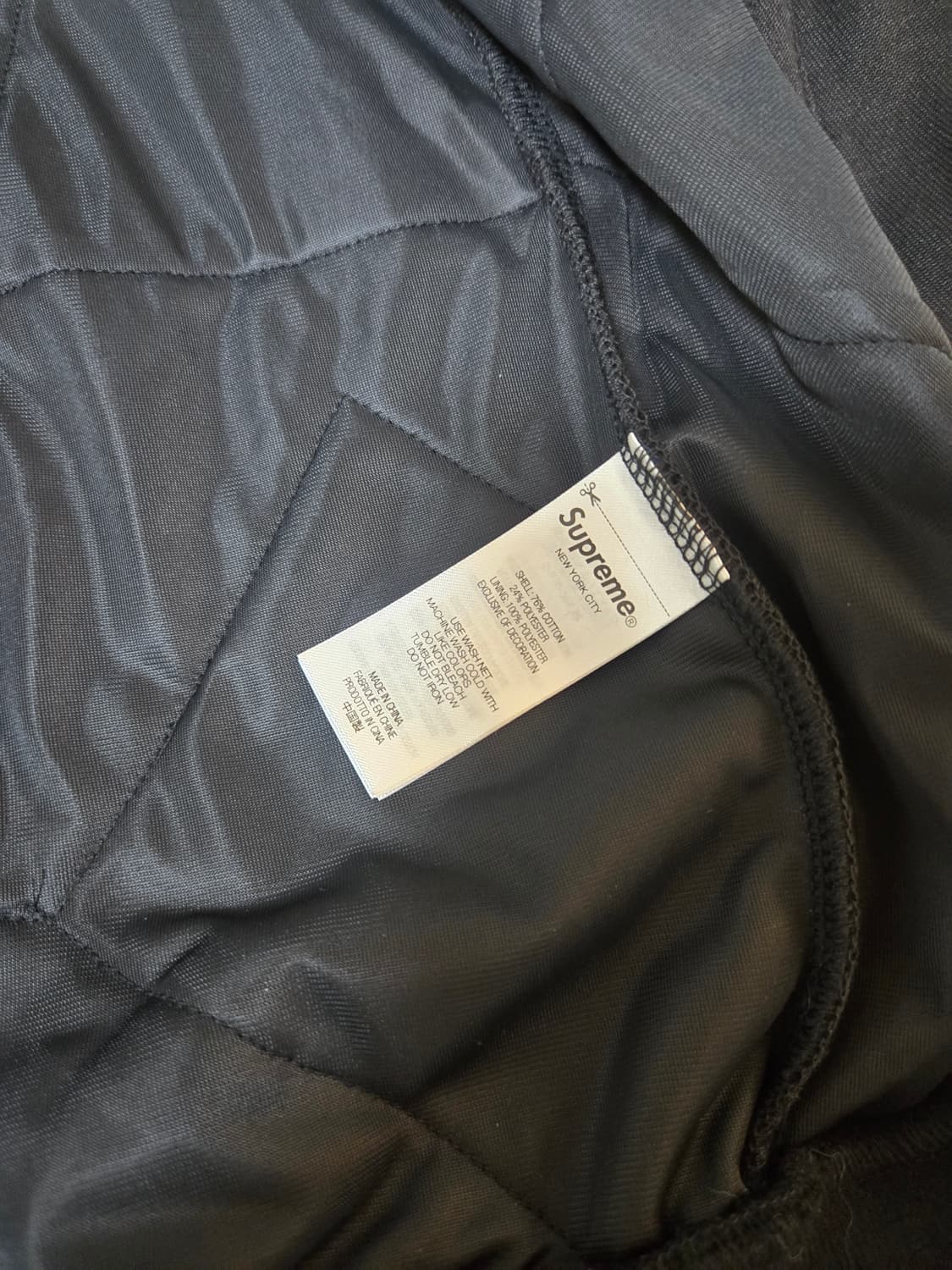 슈프림 패치워크 벨루어 트랙 자켓 블랙 - 25SS 상품이미지3