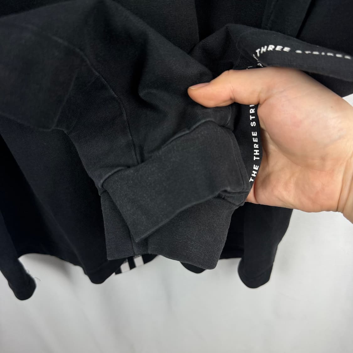 (L) 아디다스 워딩 루즈핏 긴팔 티 블랙 상품이미지4