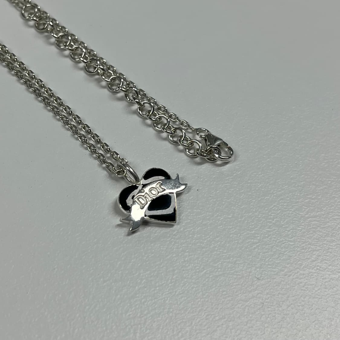 디올 블랙 하트 목걸이(silver925) 상품이미지8