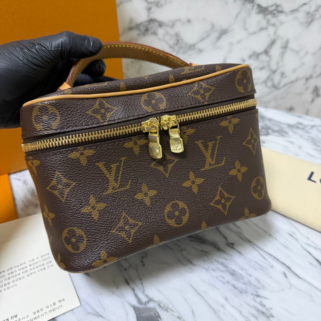 루이비통 모노그램 니스 미니 파우치 가방
 상품이미지3