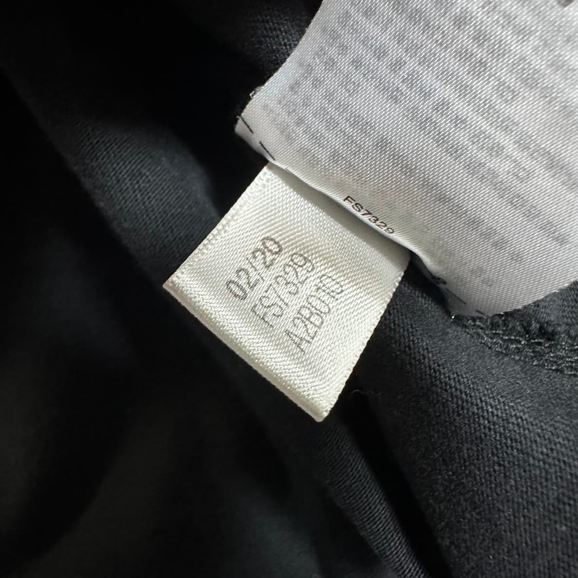 ✨ (바배) 아디다스 홀로그램 반팔티  상품이미지5