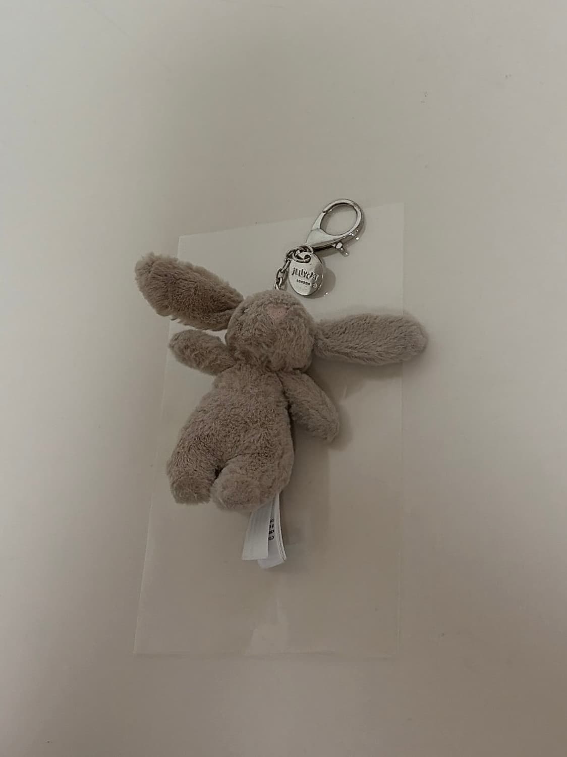 정품) 젤리캣 바쉬풀 버니 백 참 베이지 상품이미지3