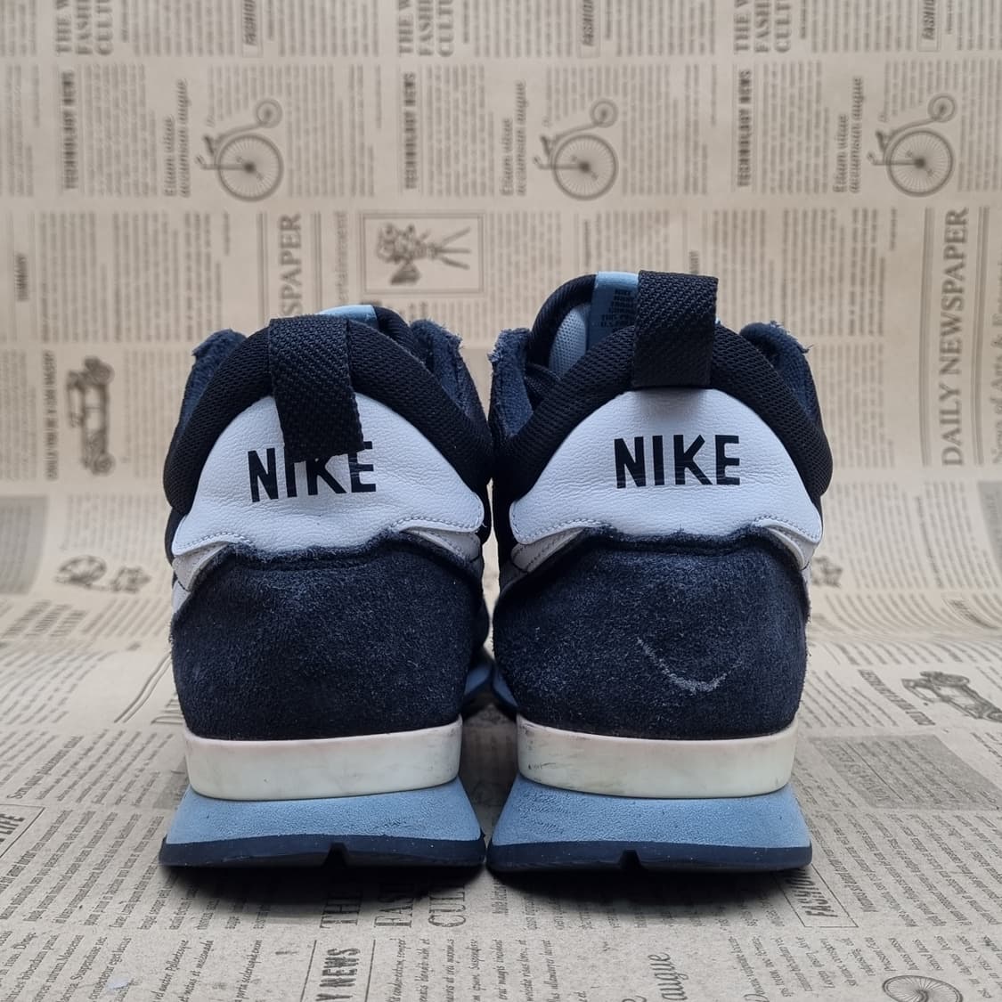 나이키 인터내셔널리스트 미드 250 상품이미지5