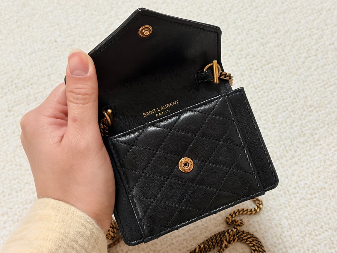 생로랑 램스킨 GABY 마이크로백 블랙 상품이미지5