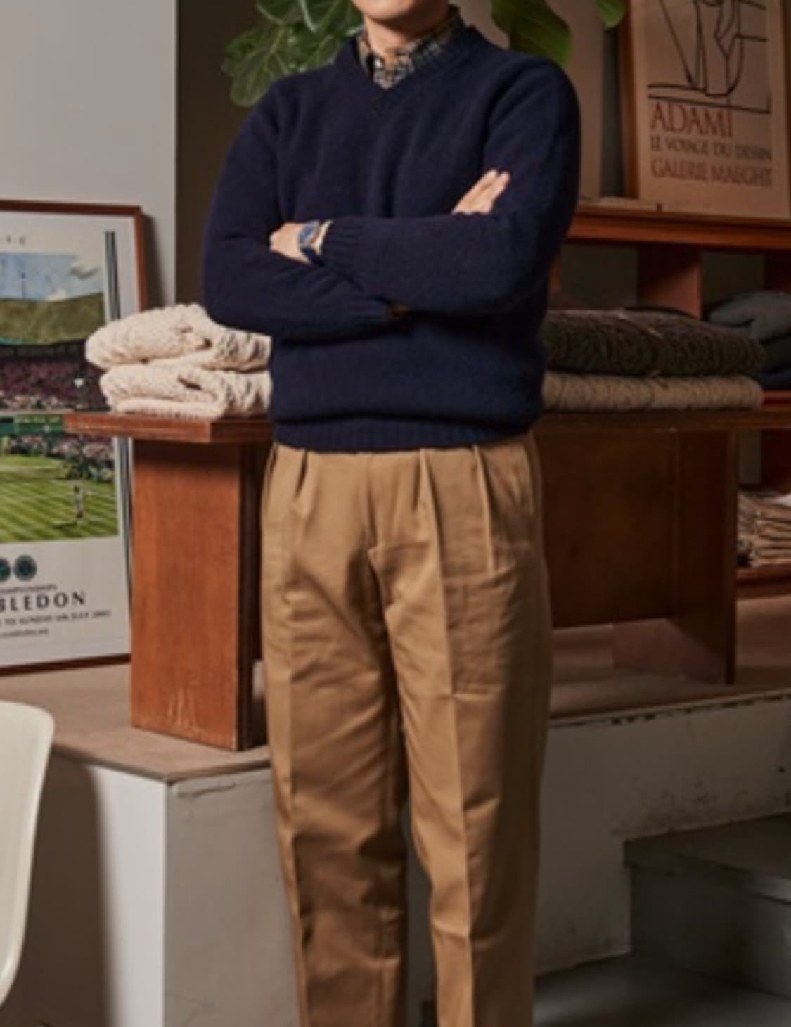 [42] 윌리엄로키 브이넥 니트 네이비 상품이미지4