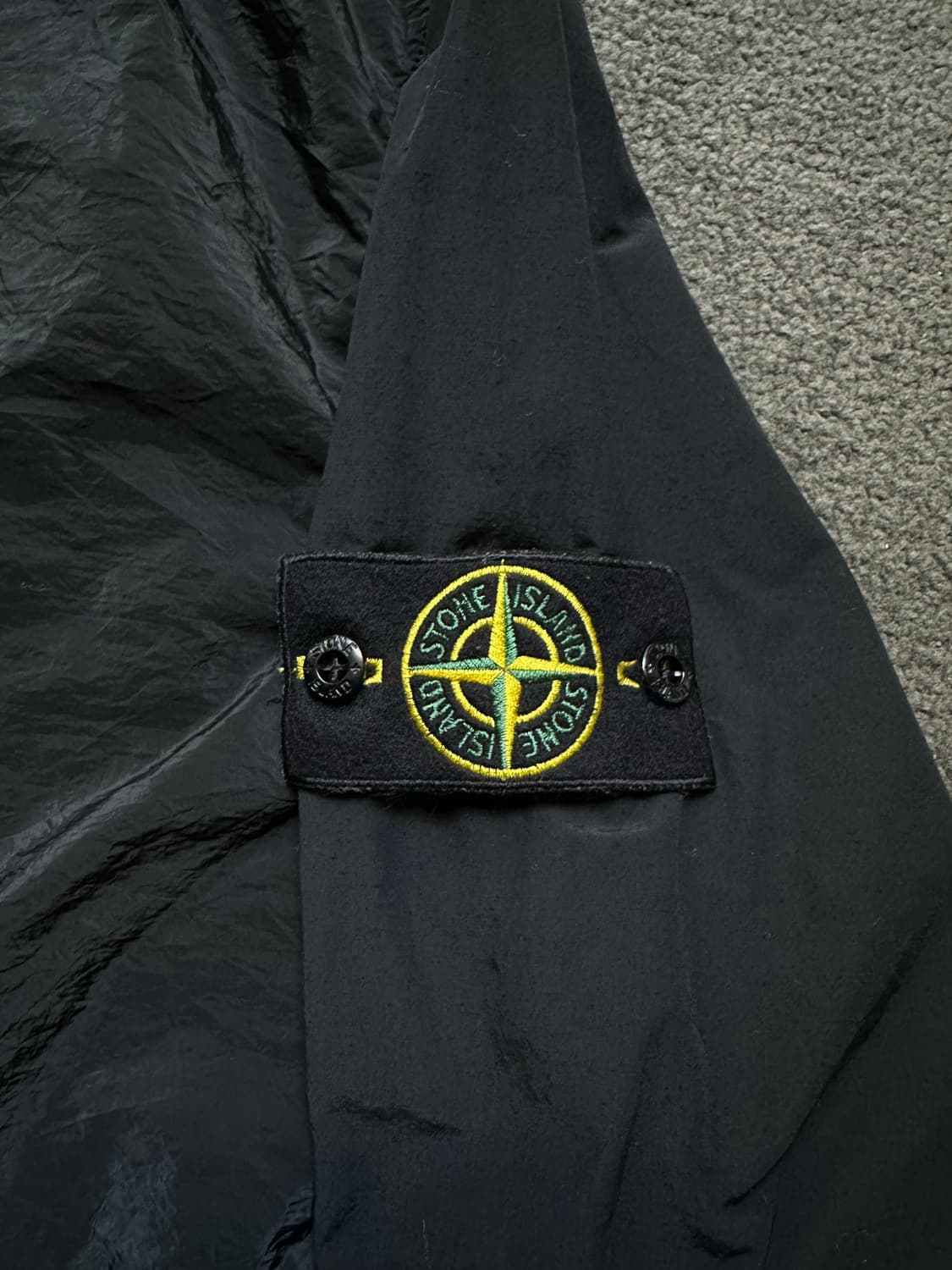 스톤아일랜드 나슬란 나일론 메탈 후드 집업 L 상품이미지4