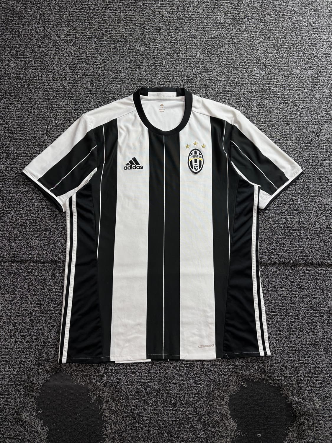 아디다스 유벤투스 FC 레트로 유니폼 4222 상품이미지2