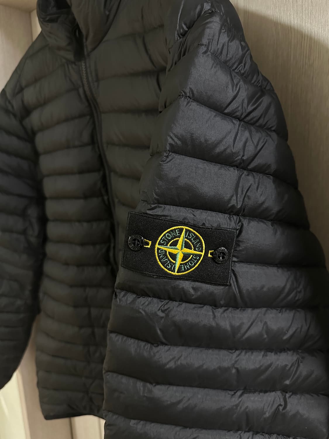 새상품급) 스톤아일랜드 룸우븐 경량패딩 XL 상품이미지2