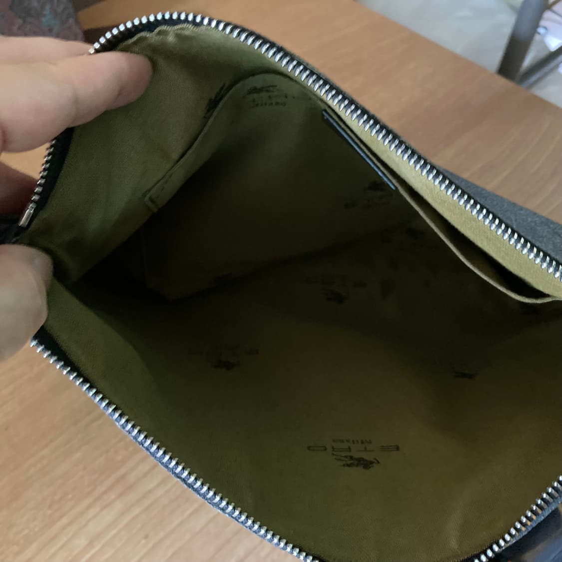 에트로 정품 클러치백 블랙 페이즐리 풀세트 상품이미지10