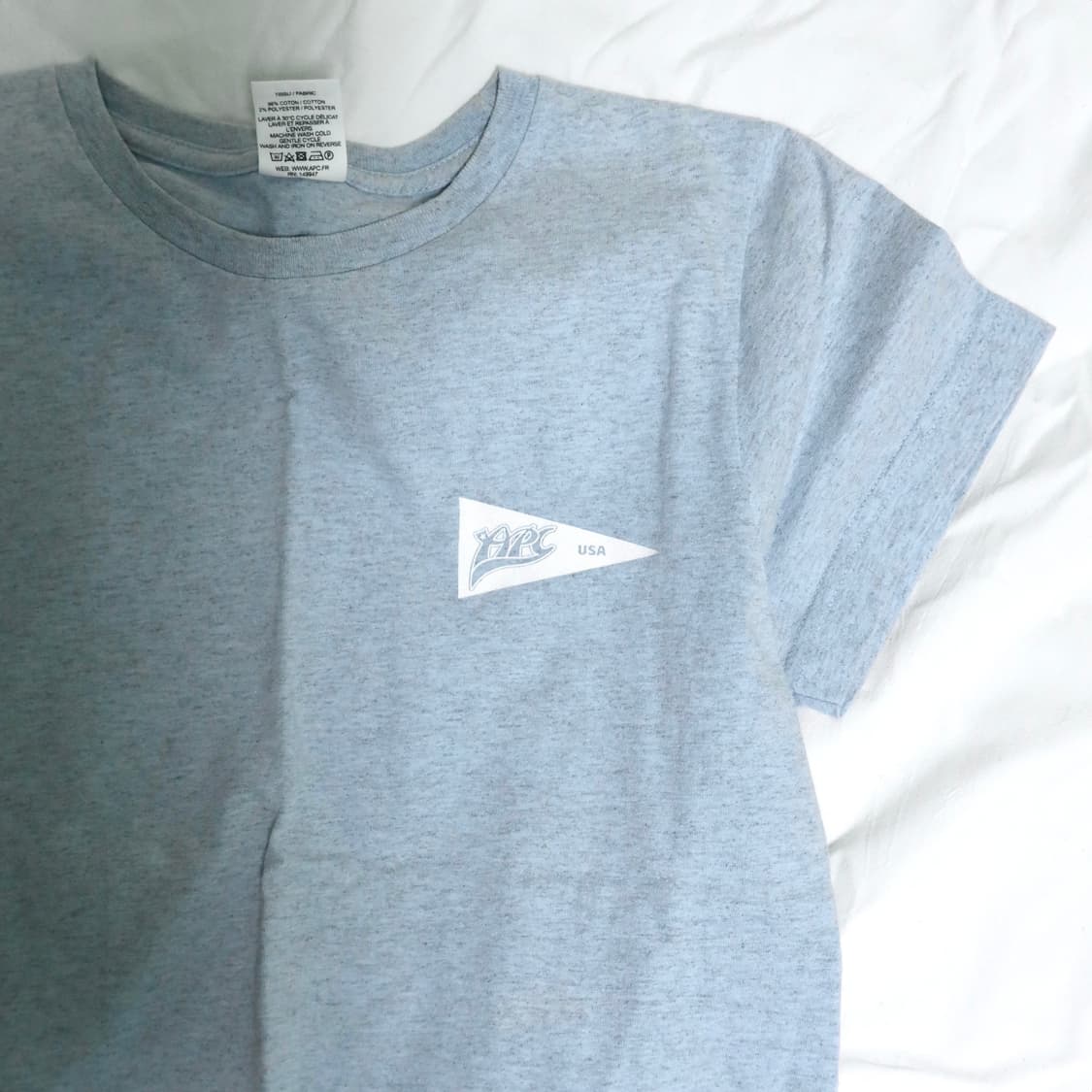 A.P.C. 하늘색 반팔티 상품이미지3