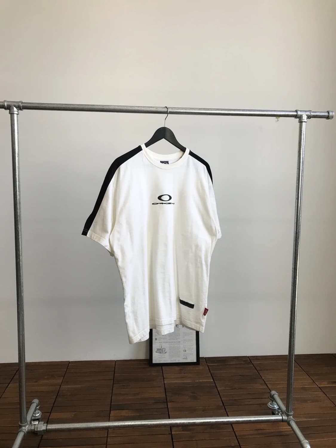 00's Oakley Software Logo Tee White 상품이미지1