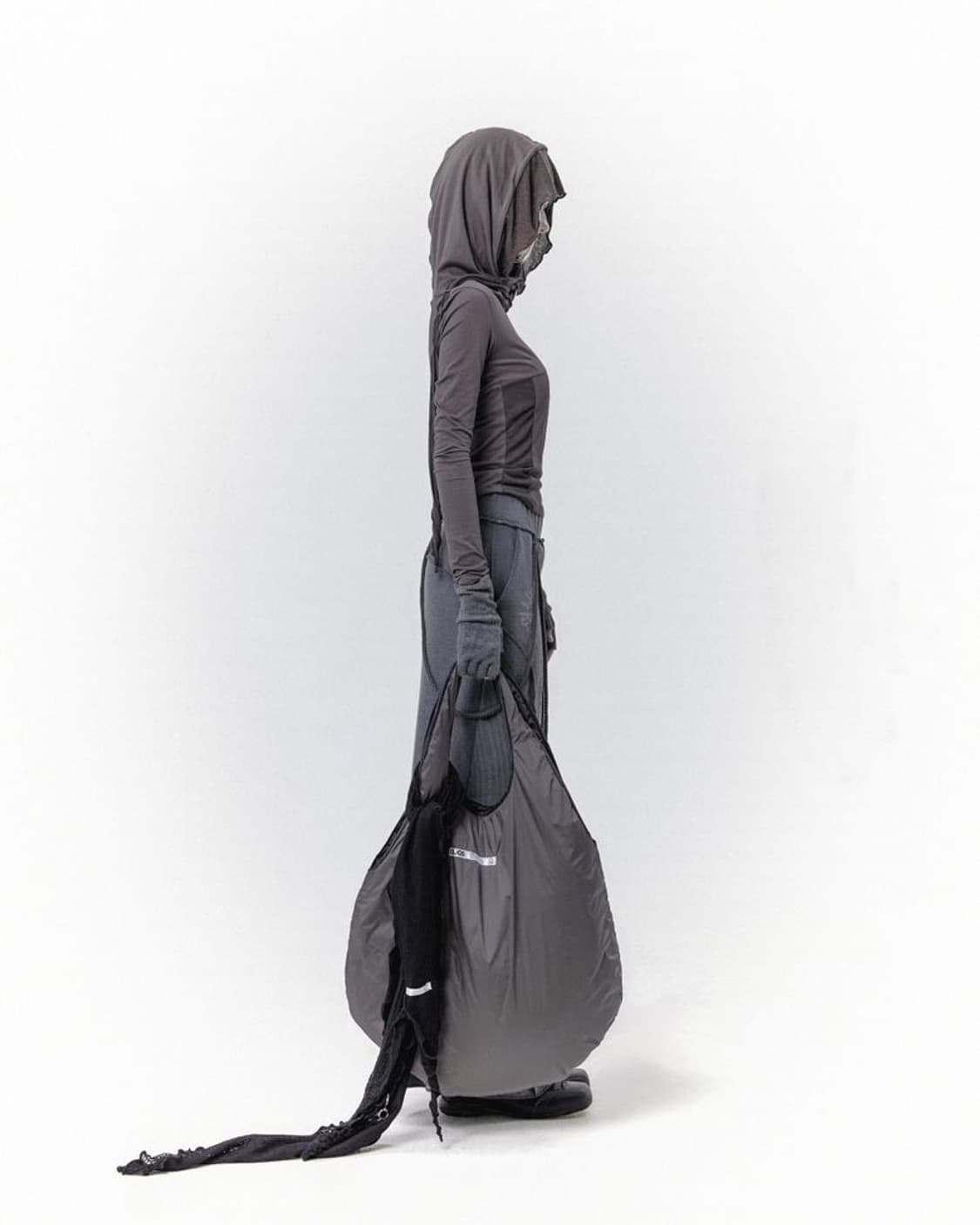 Ojos 오호스 리버시블 그래픽 패디드 빅 백 가방 상품이미지6