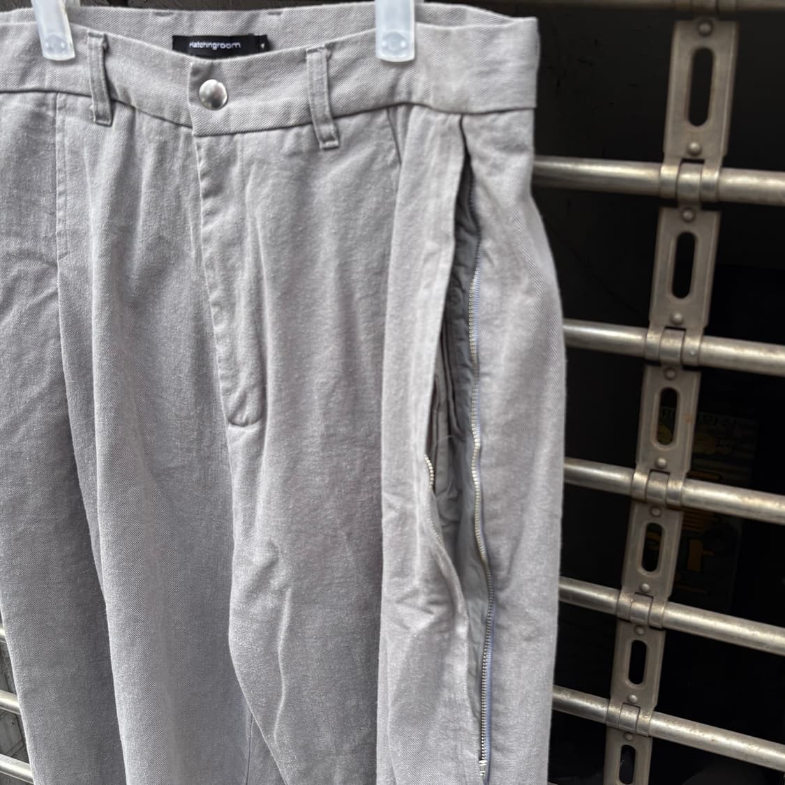 [4] 23년 해칭룸 딥 플리츠 와이드 팬츠 상품이미지4