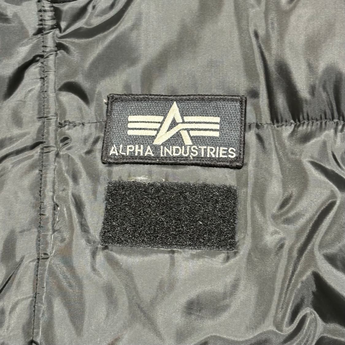 Alpha Industries 패치 다운 블랙 패딩 상품이미지4