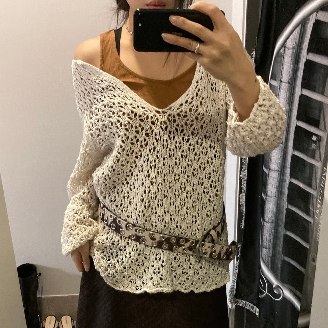 딥브이넥 긴팔 네트 레이어드 니트 상품이미지1