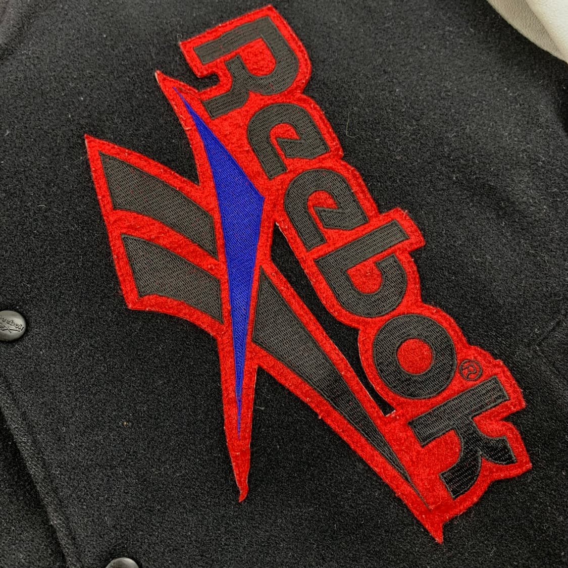 90‘s 리복 시카고 화이트삭스 프랭크 토마스 기념 바시티 자켓 상품이미지2