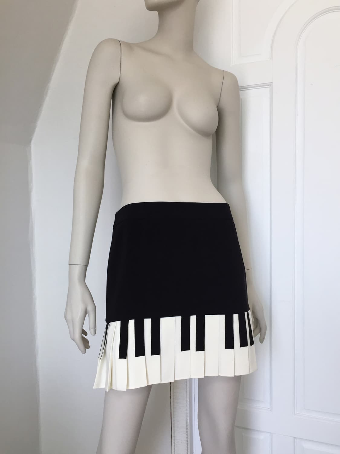Moschino 90’s Piano Pleats Skirt *Rare 상품이미지5