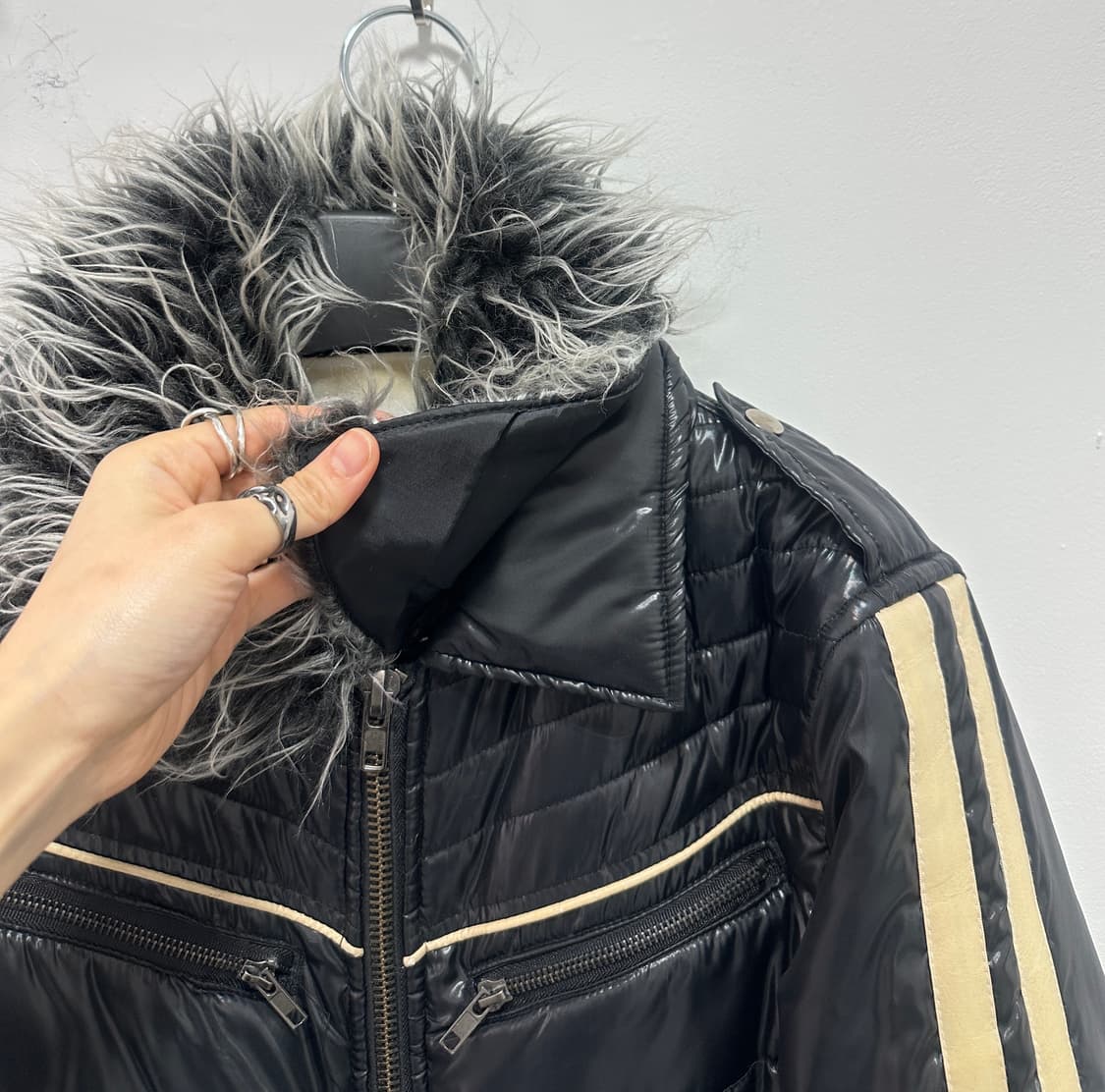 00s shaggy fur padded jacket 상품이미지9