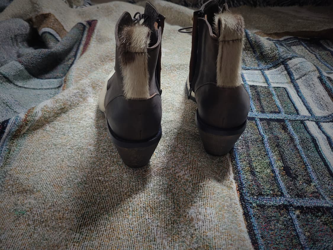 이세이 미야케 털부츠 상품이미지6