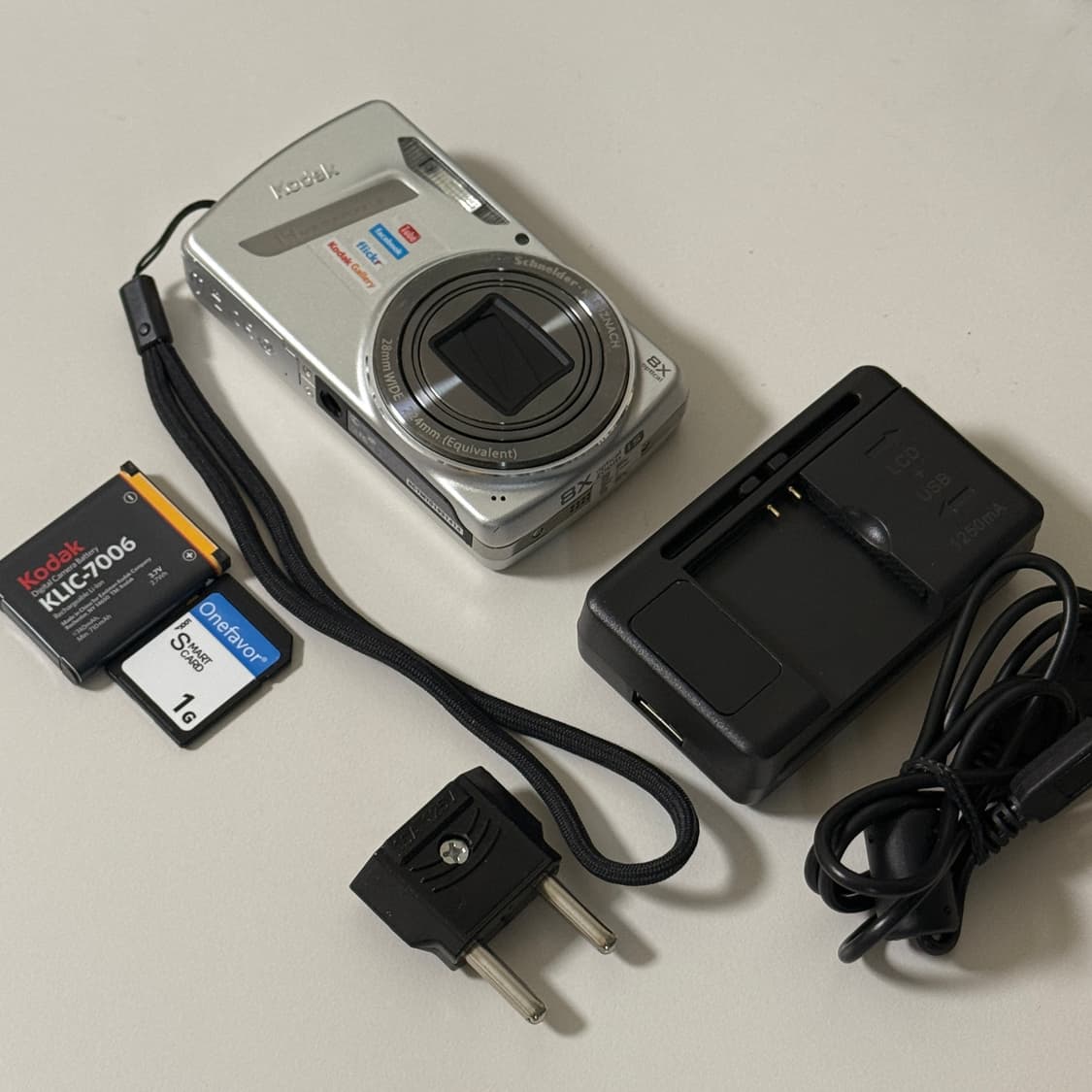 코닥 이지쉐어 M580 빈티지 디카 디지털카메라 실버 상품이미지1