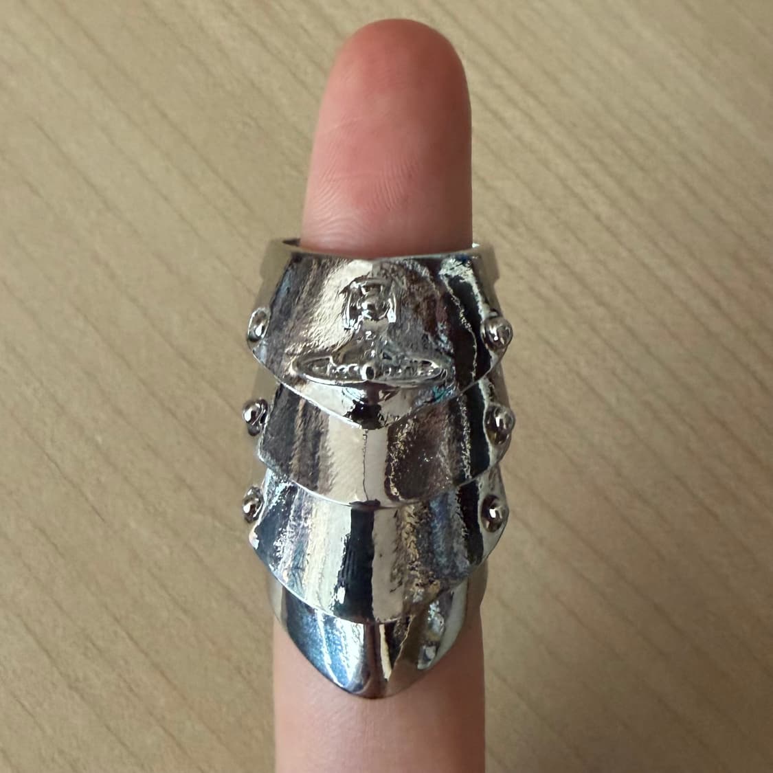 비비안웨스트우드 아머링 실버 상품이미지1