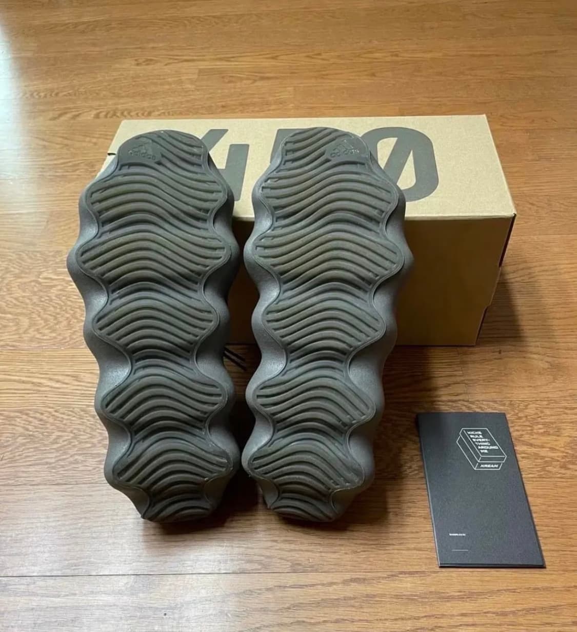 아디다스 이지 450 275사이즈  상품이미지2