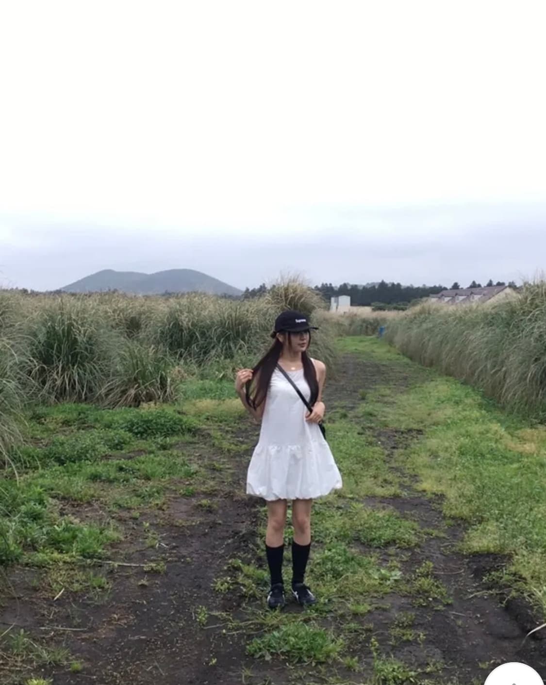 썸머무드 벌룬원피스 화이트 상품이미지2