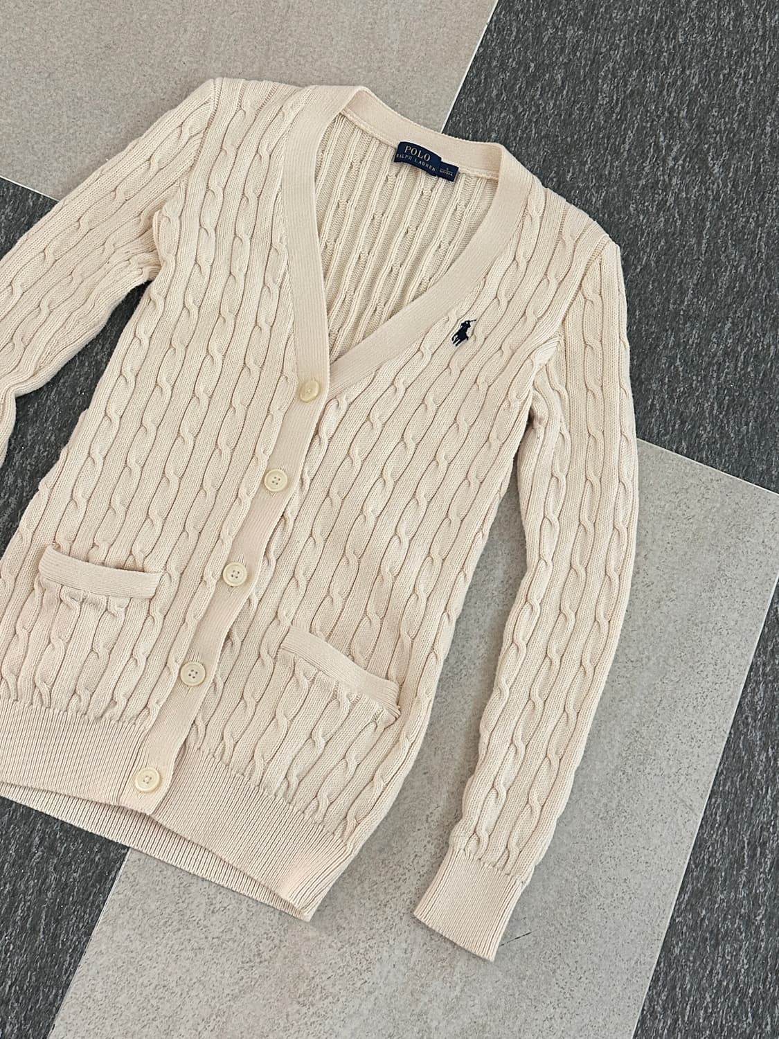 폴로 랄프로렌 아이보리 V넥 케이블 니트 가디건  상품이미지7
