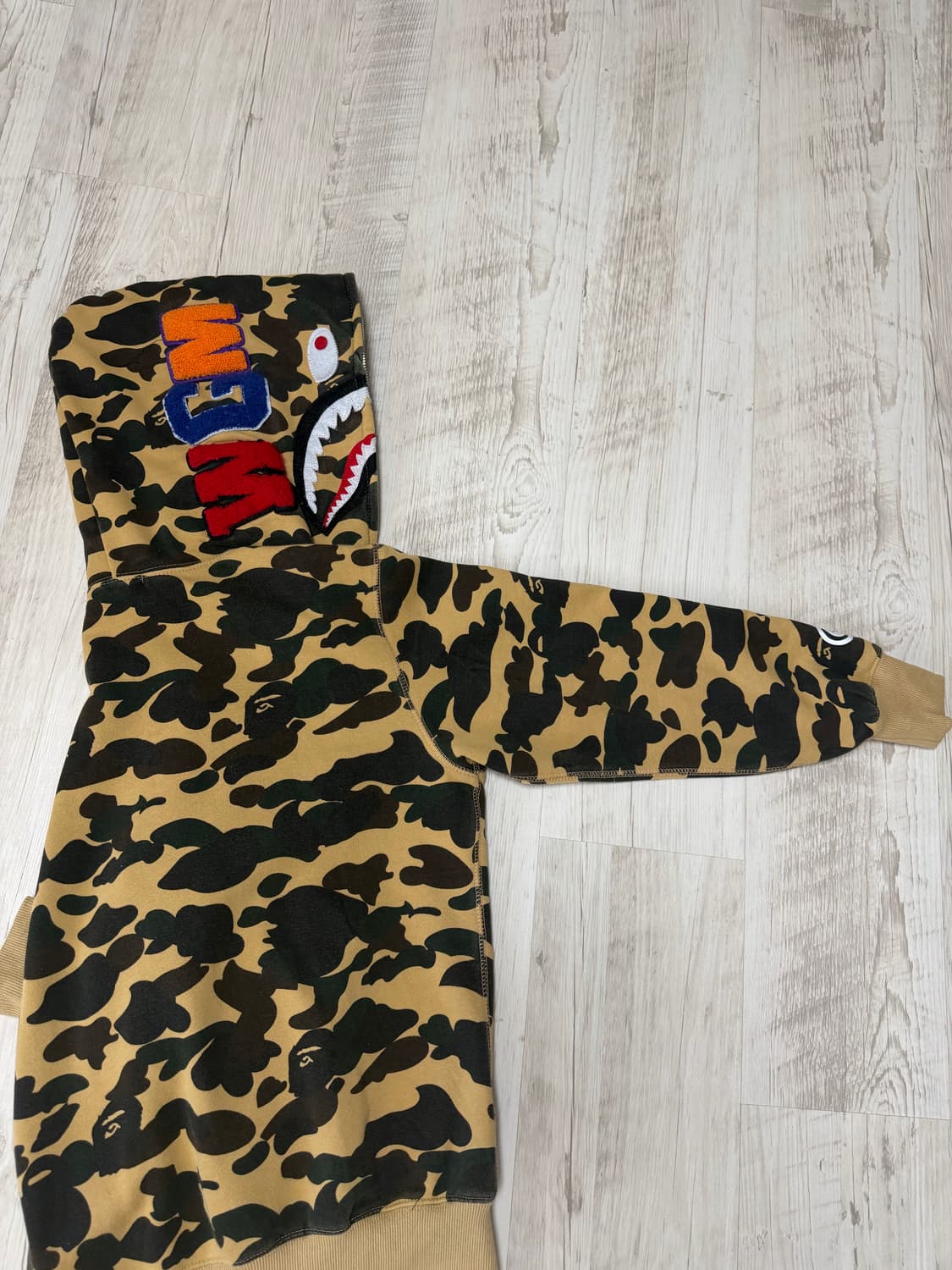 베이프 후드집업 황계 샤크 후드 디자인 상품이미지4