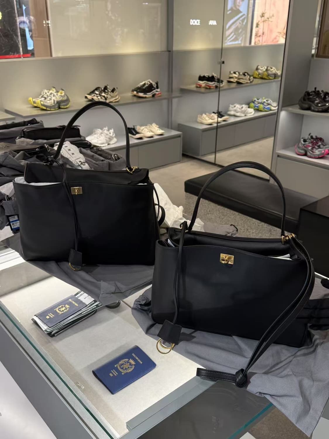 발렌시아가 로데오백 미디엄 블랙 (새상품) 상품이미지7